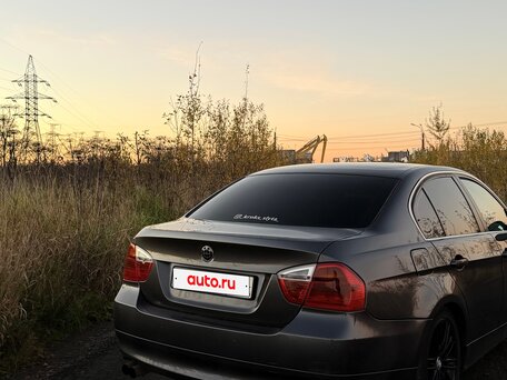 2005 BMW 3 серии 325i V (E90/E91/E92/E93), серый, 710000 рублей, вид 5