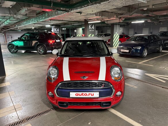 2015 Mini Hatch Cooper S III (F55/F56), красный, 1950000 рублей
