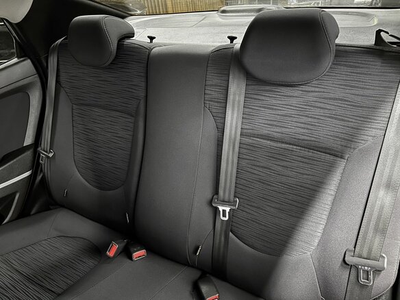 2014 Hyundai Solaris I Рестайлинг, чёрный, 930000 рублей - вид 8