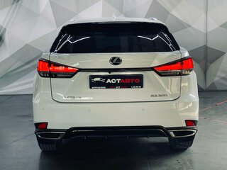 2020 Lexus RX 300 IV Рестайлинг, белый, 5400000 рублей, вид 5