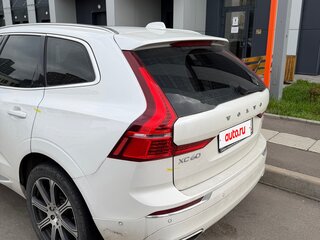 2018 Volvo XC60 II, белый, 3100000 рублей, вид 4