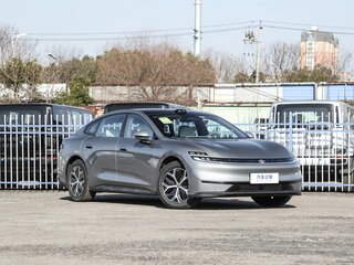 2026 Changan Qiyuan A06 28.39 kWh, серебристый, 2595000 рублей, вид 1