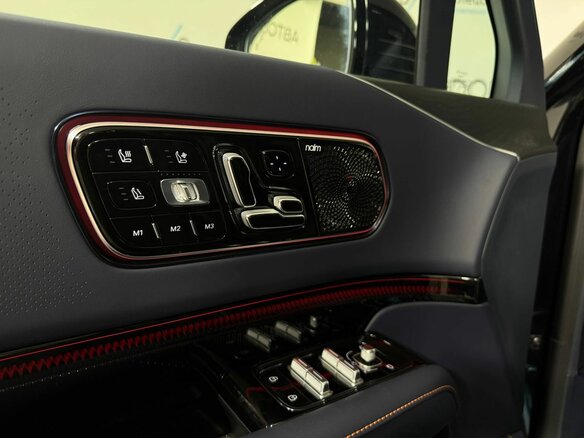 2025 Zeekr 9X 70 kWh, чёрный, 14520000 рублей - вид 28