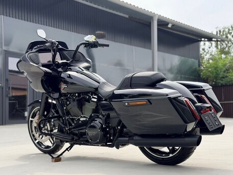 2025 Harley-Davidson Road Glide, чёрный, 3490000 рублей, вид 5