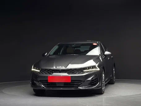 2023 Kia K5 III, серый, 2235000 рублей, вид 3