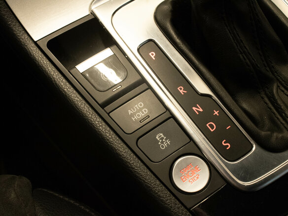 2012 Volkswagen Passat CC I Рестайлинг, чёрный, 1299000 рублей - вид 17