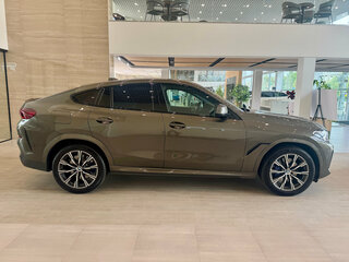 2020 BMW X6 40i III (G06), зелёный, 7099990 рублей, вид 4