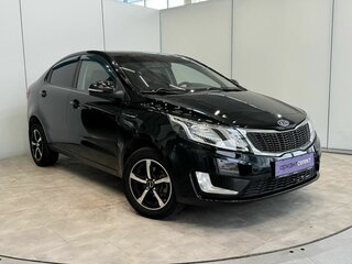 2012 Kia Rio 5-speed III, чёрный, 900000 рублей, вид 3