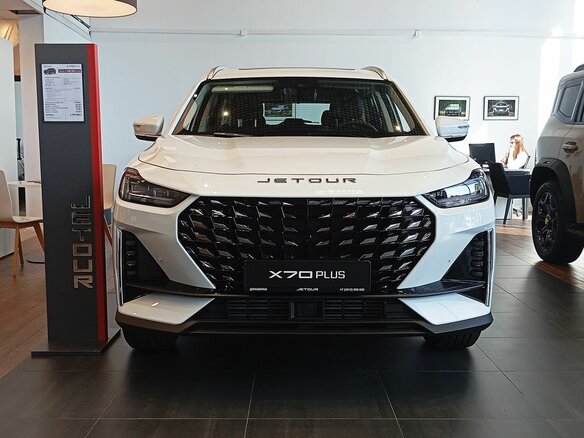 2026 Jetour X70+ I Рестайлинг, белый, 3499000 рублей - вид 1