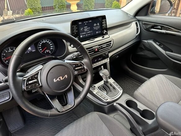 2022 Kia Seltos I, чёрный, 2300000 рублей - вид 8
