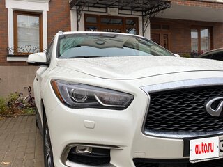 2018 Infiniti QX60 I Рестайлинг, белый, 3400000 рублей, вид 4