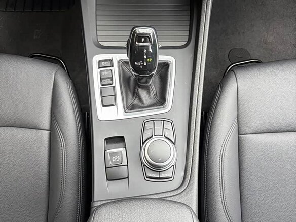 2023 BMW 1 серии 120i III (F52) Рестайлинг, белый, 1950000 рублей - вид 10
