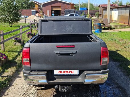 2017 Toyota Hilux VIII Рестайлинг, серый, 2900000 рублей, вид 4