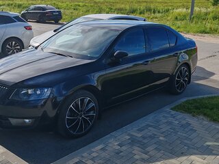 2014 Skoda Octavia III (A7), чёрный, 1300000 рублей, вид 1