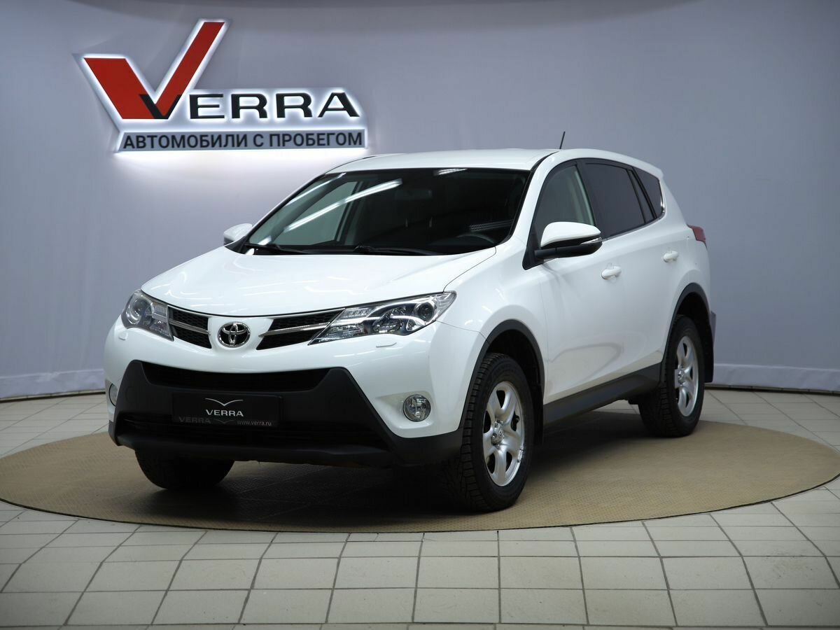 Открыть фотографии: Toyota RAV4 IV (XA40)