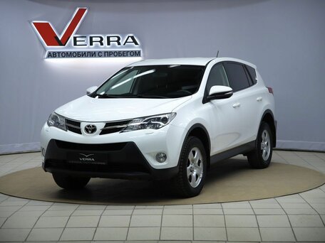 Toyota RAV4 IV (XA40)