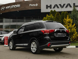 2015 Mitsubishi Outlander III Рестайлинг 2, чёрный, 1298000 рублей, вид 5