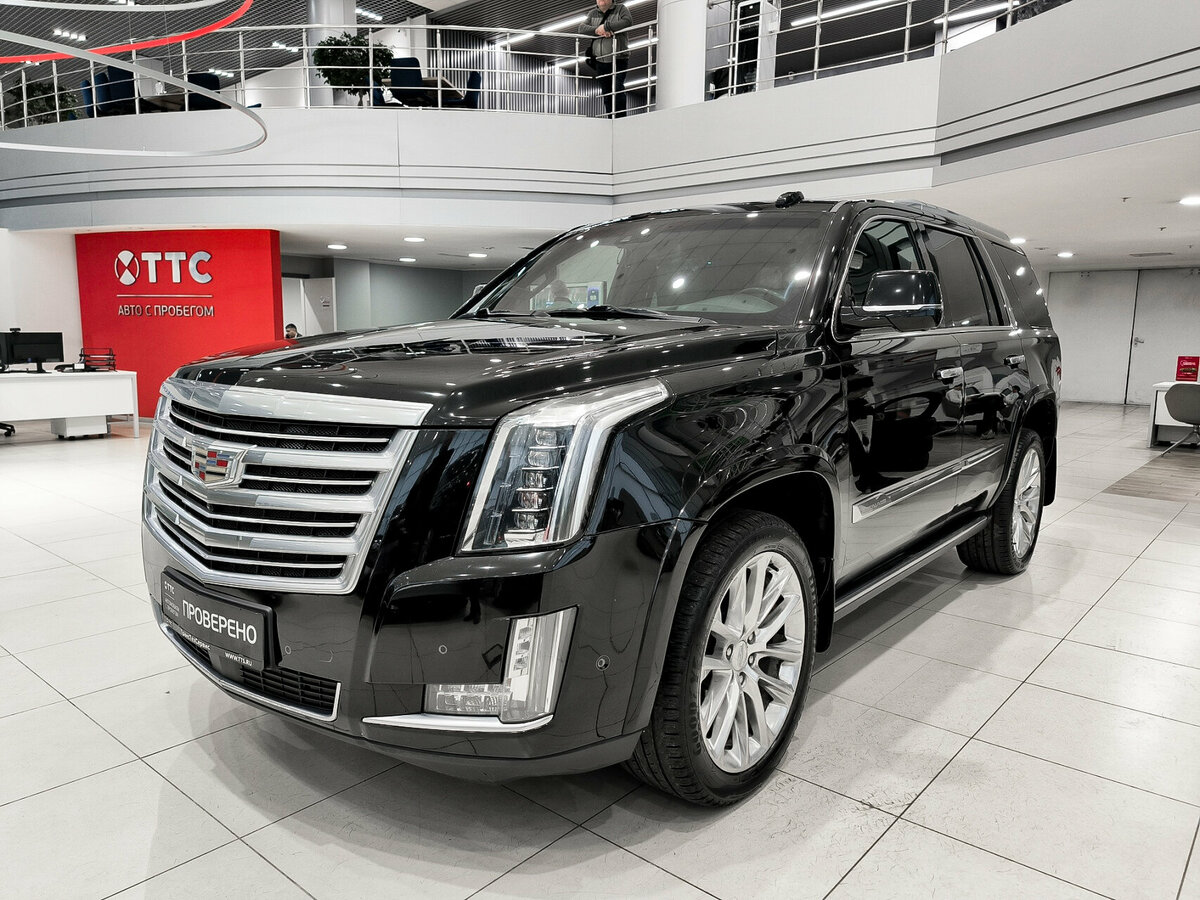 Открыть фотографии: Cadillac Escalade IV