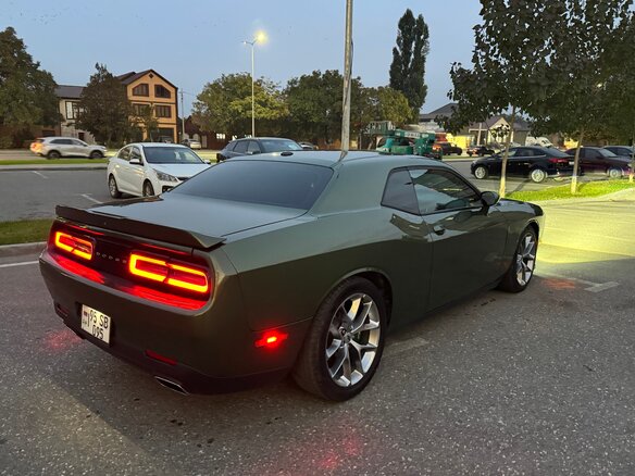 2021 Dodge Challenger III Рестайлинг 2, зелёный, 2150000 рублей - вид 6