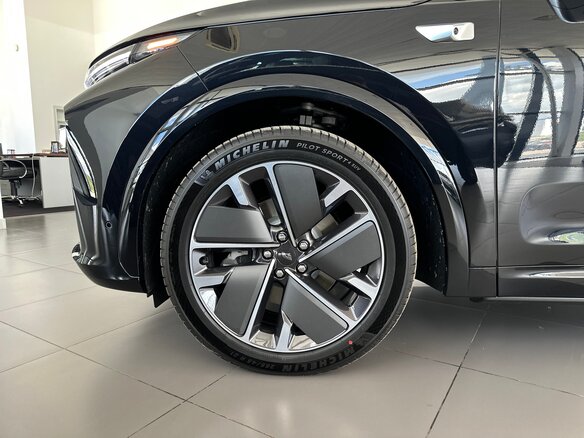 2026 Li Auto (Lixiang) L7 52.3 kWh I Рестайлинг, чёрный, 9700000 рублей - вид 9