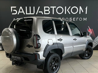 2021 Lada (ВАЗ) Niva Travel I, серый, 880000 рублей, вид 5