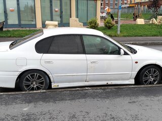 2002 Subaru Legacy III, белый, 300000 рублей, вид 4