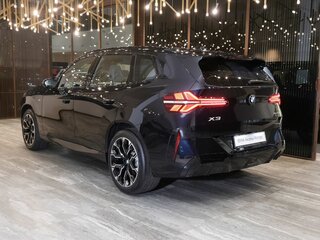 2026 BMW X3 Long 30L xDrive IV (G45/G48), чёрный, 7130000 рублей, вид 5