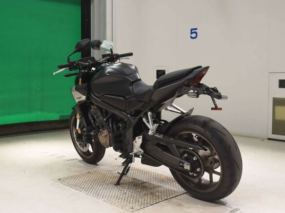 2025 Honda CB 650R, чёрный, 1199000 рублей - вид 5