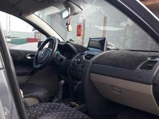 2006 Renault Megane II Рестайлинг, серый, 460000 рублей, вид 4
