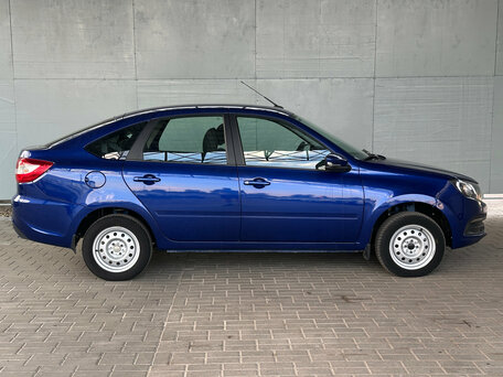 2025 Lada (ВАЗ) Granta I Рестайлинг, синий, 910000 рублей, вид 5