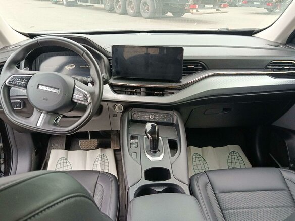 2023 Haval F7 I Рестайлинг, чёрный, 1950000 рублей - вид 4