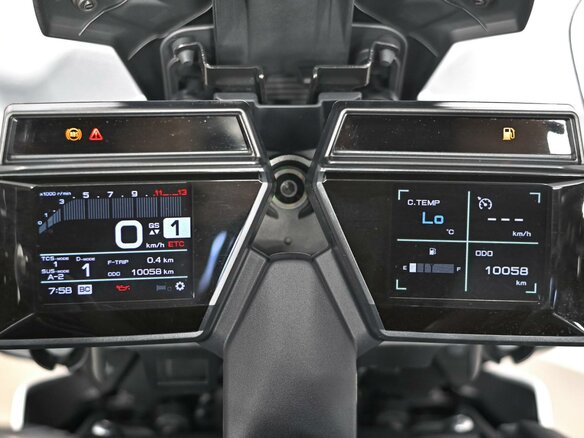 2024 Yamaha Tracer 9, белый - вид 8