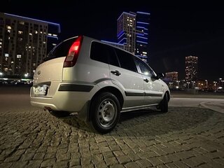 2008 Ford Fusion I Рестайлинг, серебристый, 500000 рублей, вид 4
