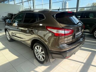 2014 Nissan Qashqai II, коричневый, 1695000 рублей, вид 4