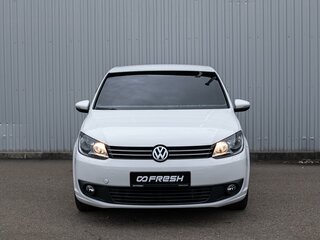 2011 Volkswagen Touran I Рестайлинг 2, белый, 925000 рублей, вид 3