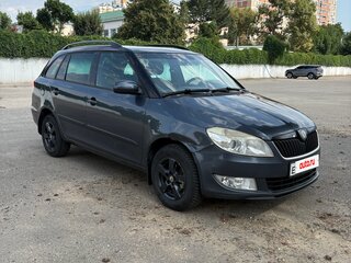 2011 Skoda Fabia II Рестайлинг, серый, 590000 рублей, вид 3