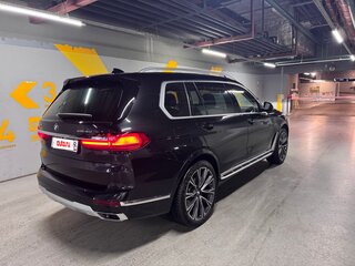 2021 BMW X7 40i I (G07), чёрный, 9650000 рублей, вид 5