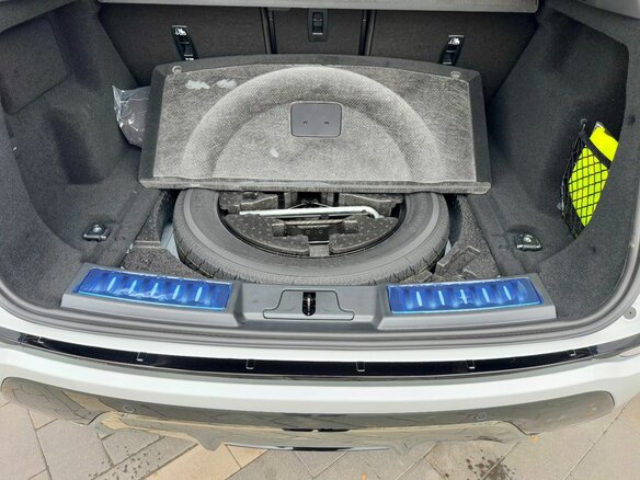2025 Land Rover Range Rover Evoque L II Рестайлинг, белый, 6249000 рублей - вид 10