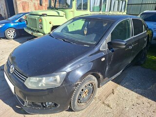 2012 Volkswagen Polo V, чёрный, 348000 рублей, вид 1