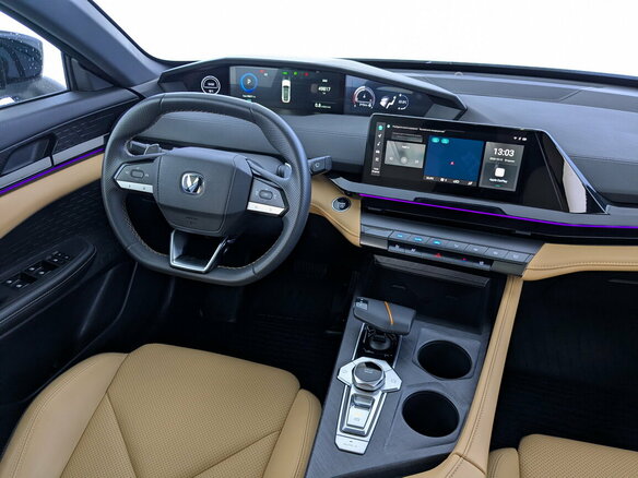 2023 Changan UNI-V I, белый, 2100000 рублей - вид 29