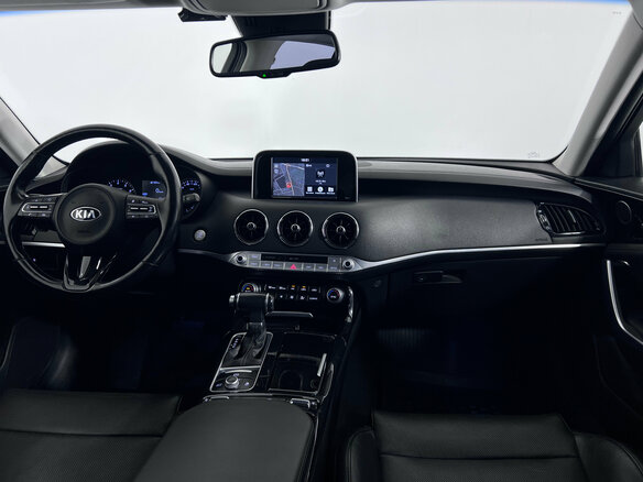 2018 Kia Stinger I, белый, 2330000 рублей - вид 9