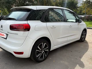 2020 Citroen C4 SpaceTourer I, белый, 1120000 рублей, вид 3