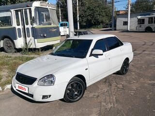 2014 Lada (ВАЗ) Priora I Рестайлинг, белый, 725000 рублей, вид 3