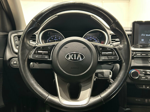 2018 Kia Ceed III, серый, 1339000 рублей - вид 17