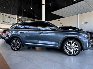 2026 Geely Monjaro I, серый, 4599990 рублей, вид 2