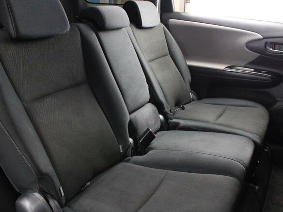2010 Toyota Wish II, белый - вид 7