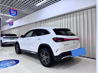 2022 Mercedes-Benz EQA 300 I, белый, 5330000 рублей, вид 3
