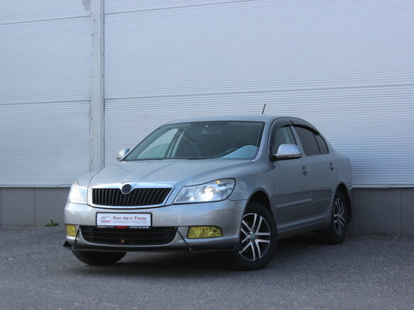 2011 Skoda Octavia II (A5) Рестайлинг, серебристый, 630000 рублей