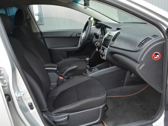 2009 Kia Cerato 5-speed II, серебристый, 849999 рублей - вид 18