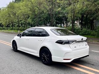 2023 Toyota Corolla XII (E210) Рестайлинг, белый, 1498000 рублей, вид 2